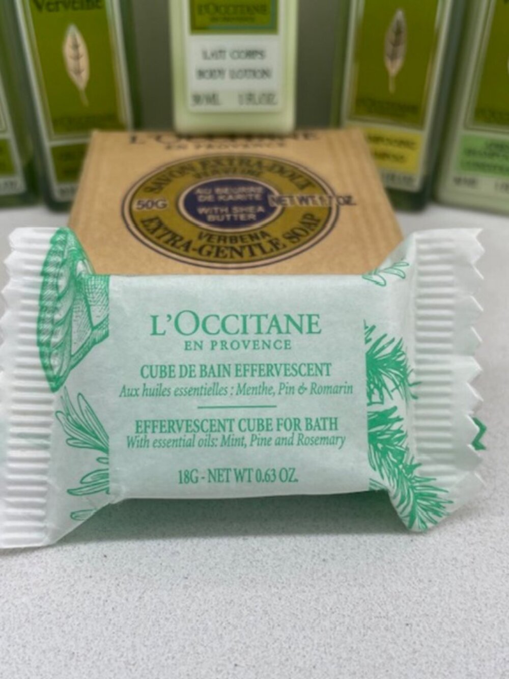 L'OCCITANE Verveine Bath & Body Set - Picture 3 of 6